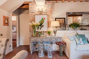 Valle del Sole Winery Farmhouse