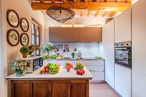 Valle del Sole Winery Farmhouse