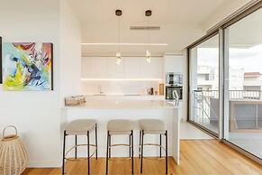 Luxury 2BR Sea view Pool