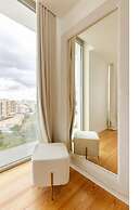 Luxury 2BR Sea view Pool