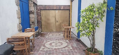 Portelli Hostal Zona G