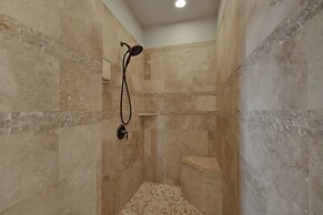 Canyon Lakehouse Panoramic Lake Views With Firepit!