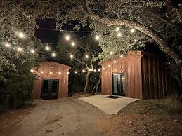 Oakridge Ranch: Pool + Hot-tub, Pickleball Court, Whiskey & Wine Room