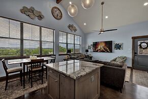 West End Nest With Hot Tub!