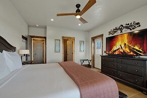 West End Lodge Resort Style Pool!