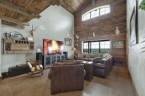 West End Luxury Retreat With Resort Style Pool and Hot Tub!