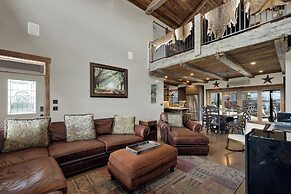 West End Luxury Retreat With Resort Style Pool and Hot Tub!