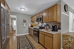Marilyn House Iconic Charm 3 Mins to Downtown!