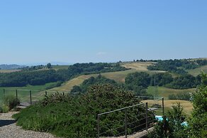Apartment With Wonderful View in the Crete Senesi