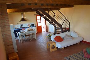 Apartment With Wonderful View in the Crete Senesi