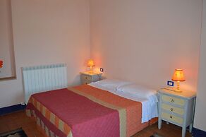 Apartment With Wonderful View in the Crete Senesi