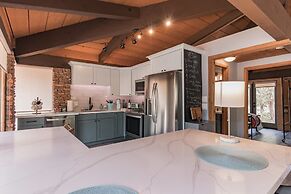 Glass House Elk Rim Pine