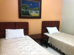 Tropical Inn