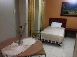 Tropical Inn