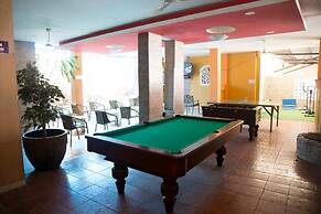 Tropical Inn