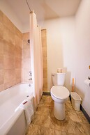 Unicorn Inn by OYO Portland