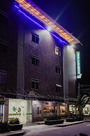 Hotel Plataneras Plaza