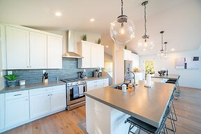 Ruin Hill Kokopeli Pine