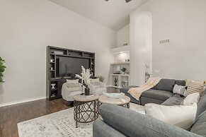 Three Palms Citrus Cove Mesa