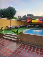 HOTEL MIRAMAR SUITES