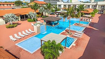 Cozy Bliss Condo w Pool Steps From Eagle Beach