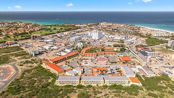 Cozy Bliss Condo w Pool Steps From Eagle Beach