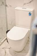 StayAU 4BR Lakeside Retreat in Seabrook