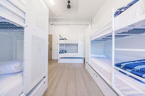 Maze Backpackers Gold Coast