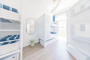 Maze Backpackers Gold Coast