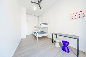 Maze Backpackers Gold Coast