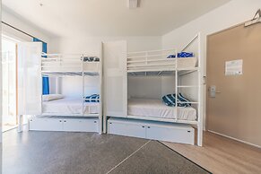 Maze Backpackers Gold Coast