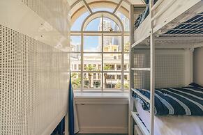 Maze Backpackers Gold Coast