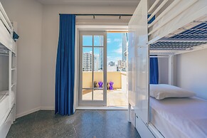 Maze Backpackers Gold Coast