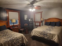 KJ's Inn and Suites By OYO Gettysburg U.S. Hwy 212