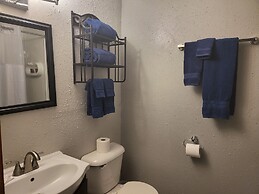 KJ's Inn and Suites By OYO Gettysburg U.S. Hwy 212