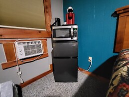 KJ's Inn and Suites By OYO Gettysburg U.S. Hwy 212