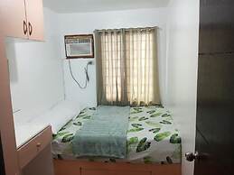 Deca Homes - Hernan Cortes