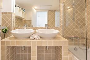 Sunset Luxury Penthouse