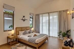 Casa Maxima - 4BR w Private Pool 1km to the Beach