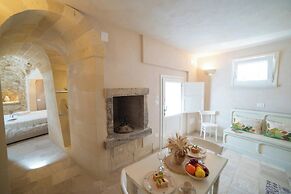 Trullo Meraviglia With Garden And Pool