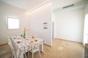 Trullo Meraviglia With Garden And Pool