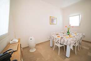 Trullo Meraviglia With Garden And Pool