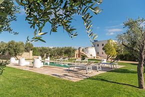 Trullo Meraviglia With Garden And Pool