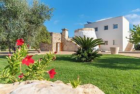 Trullo Meraviglia With Garden And Pool