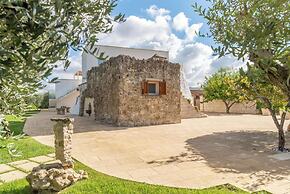 Trullo Meraviglia With Garden And Pool