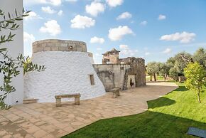 Trullo Meraviglia With Garden And Pool