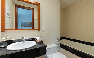 Bluesky Lancaster Luxury Vacation