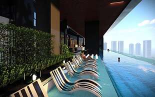 Bluesky Lancaster Luxury Vacation