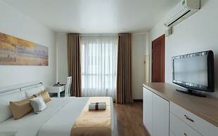 Bluesky Lancaster Luxury Vacation