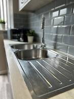 4 Bedroom Refurbished Workers Haven